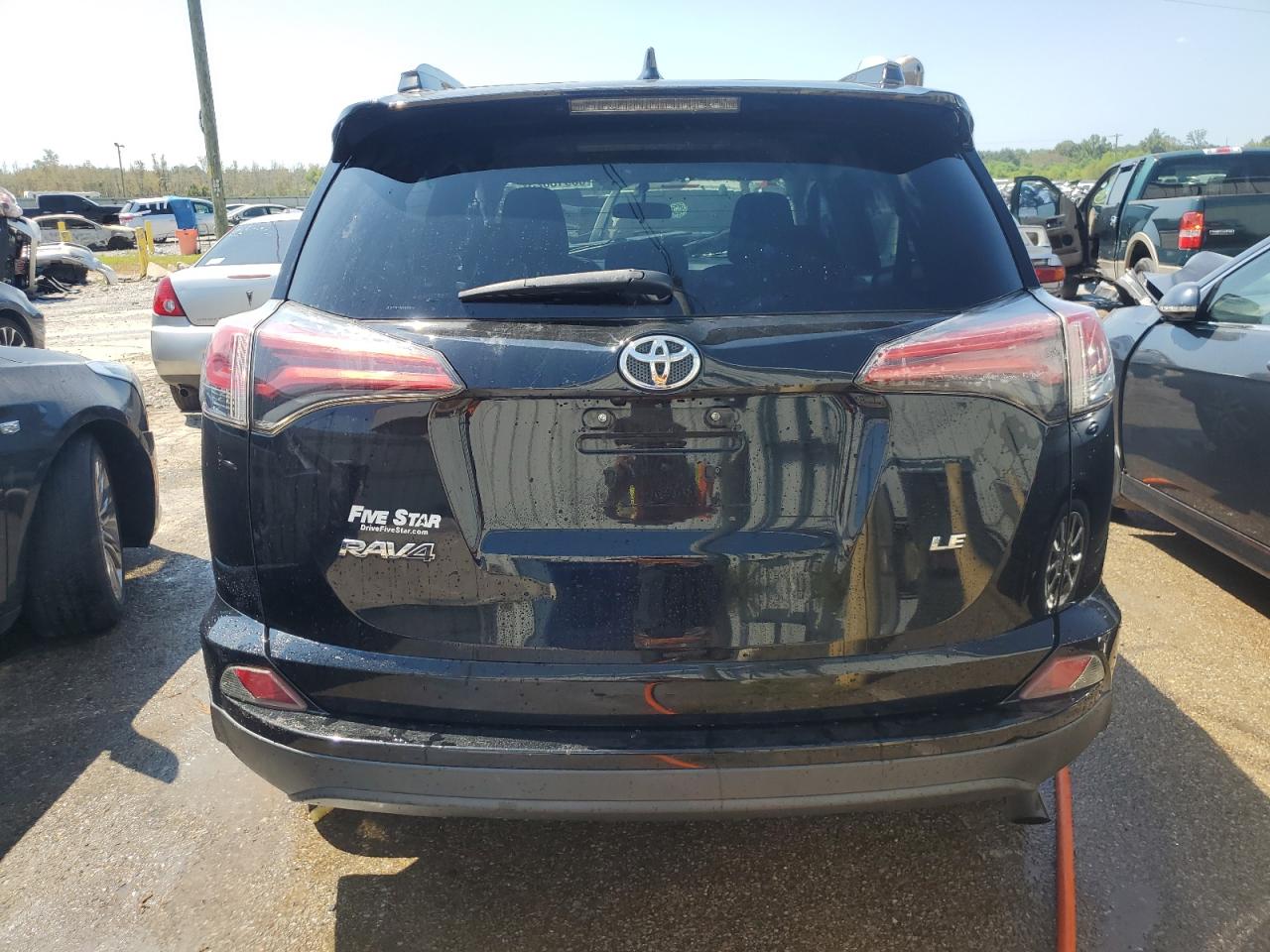 2016 Toyota Rav4 Le vin: 2T3ZFREV3GW260543