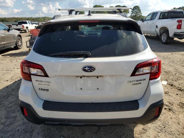 4S4BSETCXJ3332402 Subaru Outback Touring