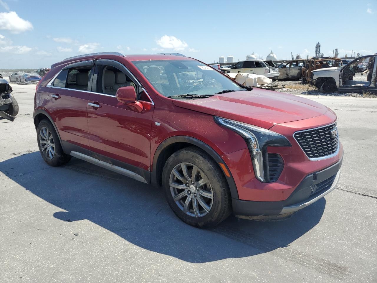 1GYFZCR4XKF198975 Cadillac XT4 PREMIU 4