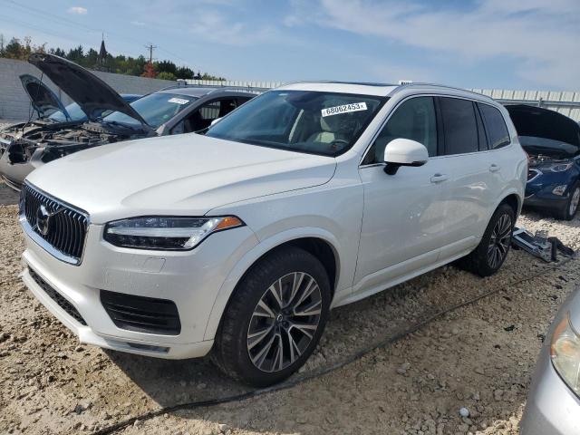 2022 Volvo XC90 T5 Momentum