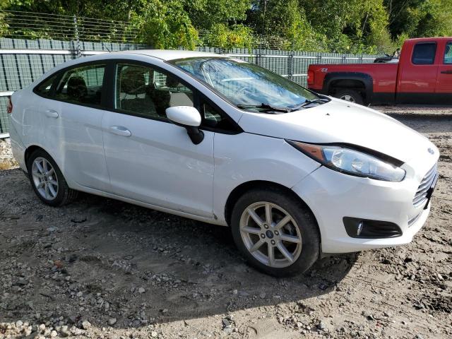  FORD FIESTA 2019 Білий