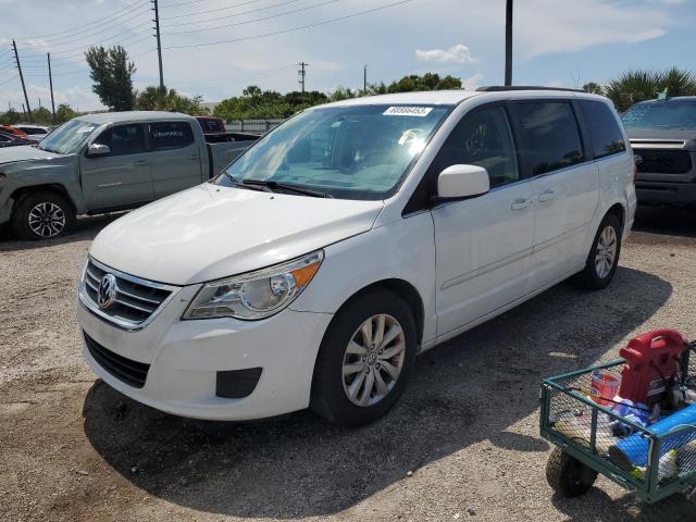 2013 Volkswagen Routan SE