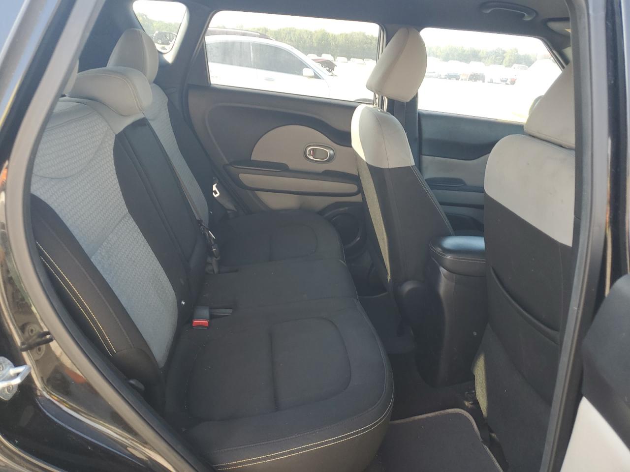 KNDJP3A52E7067855 2014 Kia Soul + KNDJP3A52E7067855 2014 Kia Soul +