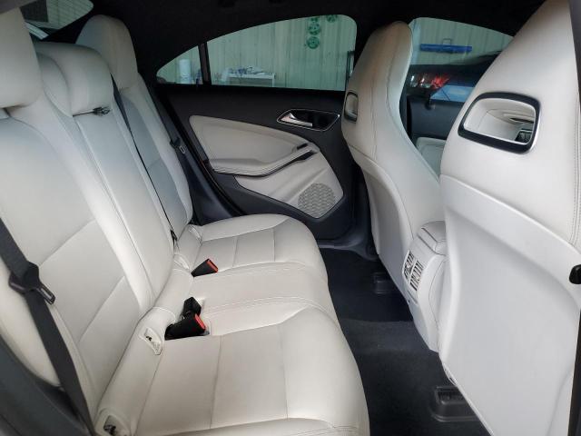 WDDSJ4GB0EN106596 Mercedes-Benz CLA 250 4MATIC