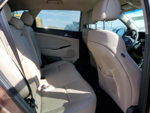 KM8J3CA49HU447943 Hyundai Tucson Limited