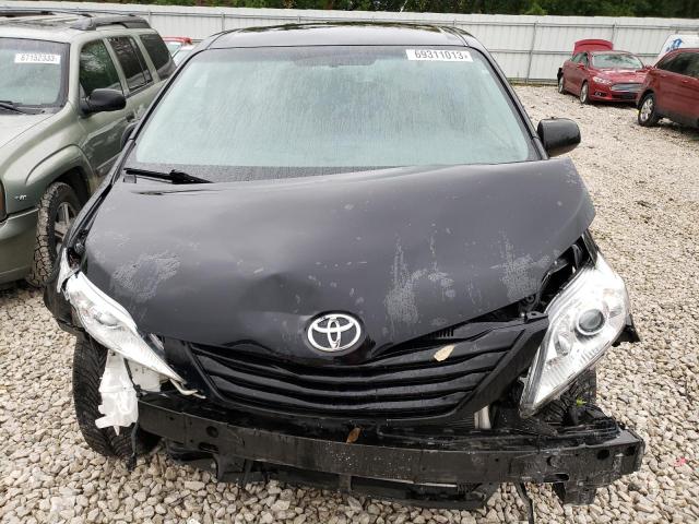 5TDZZ3DC8HS786982 Toyota SIENNA