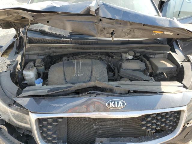 KNDMB5C18H6330913 KIA SEDONA LX
