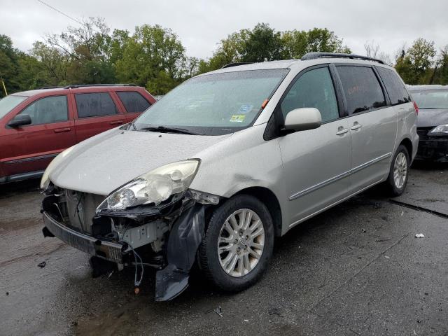 2010 Toyota Sienna XLE