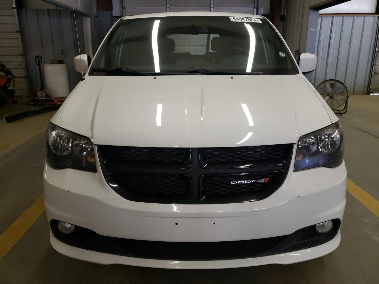 2C4RDGBG6JR138373 2018 Dodge Grand Caravan Se