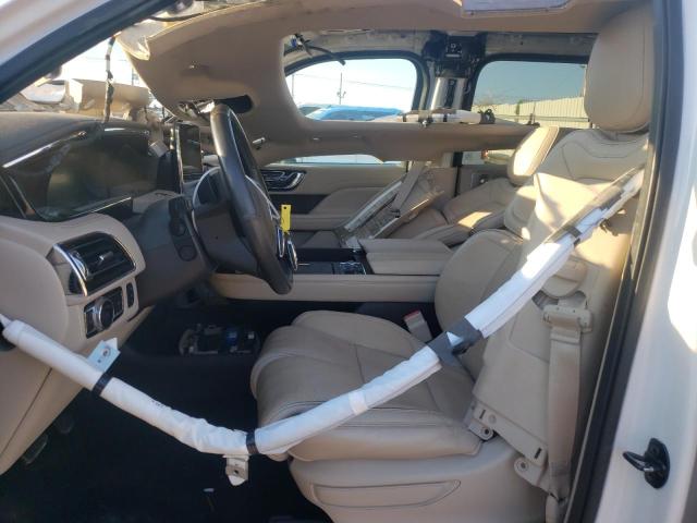 5LMJJ3LT8KEL18357 Lincoln Navigator  7