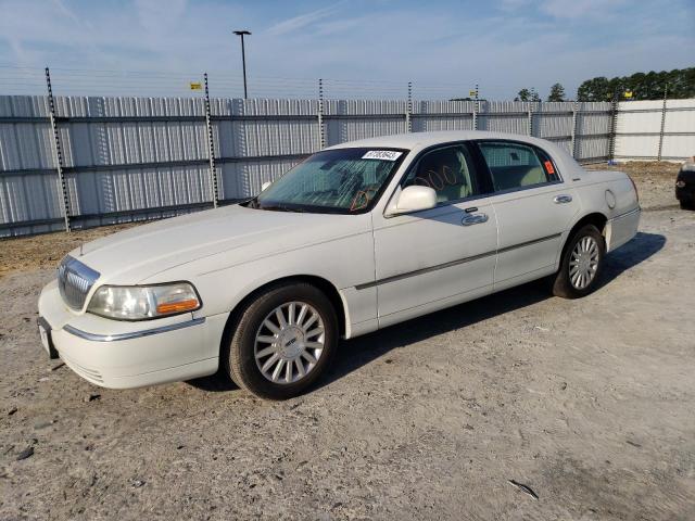 2003 Lincoln Town Car Signature