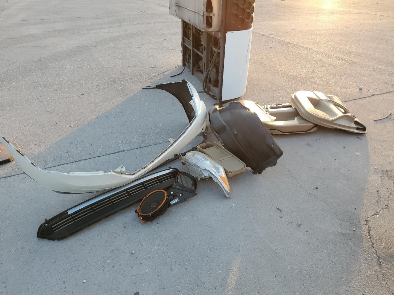 TOYOTA HIGHLANDER LIMITED