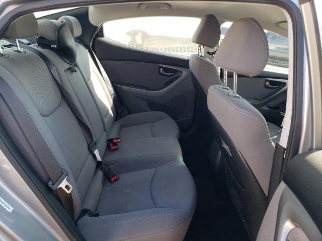 KMHDH4AE4FU225899 Hyundai ELANTRA SE