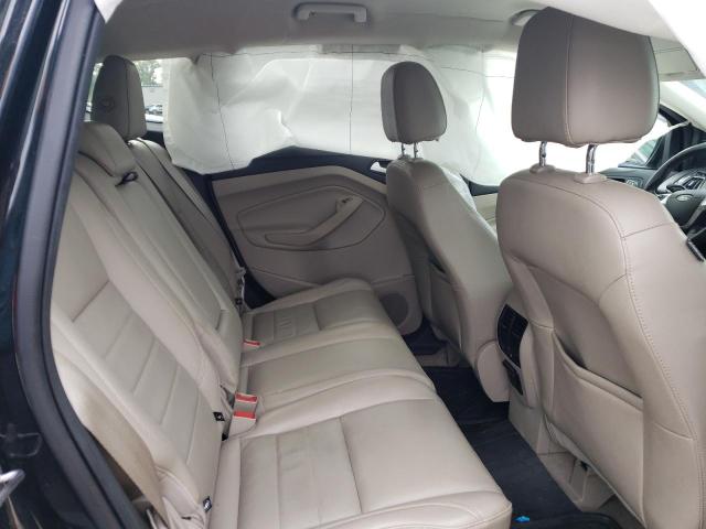 1FMCU0JX0FUC25366 Ford Escape Titanium