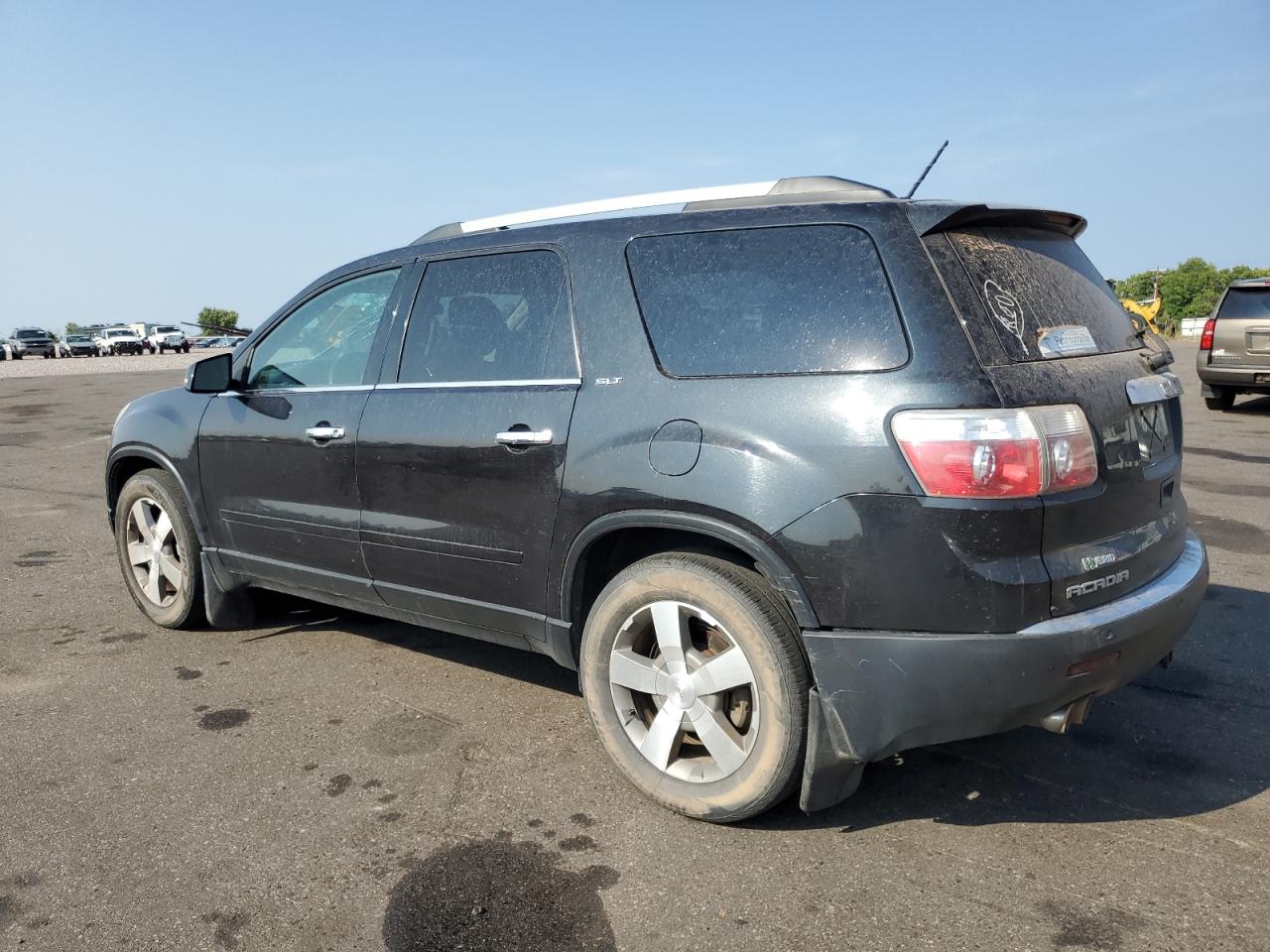 1GKKVSED8BJ107607 2011 GMC Acadia Slt-2