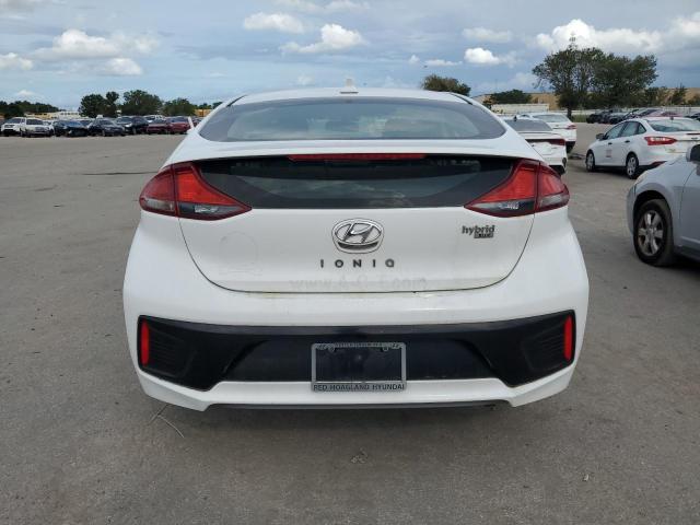 2017 HYUNDAI IONIQ BLUE - KMHC65LC7HU031390