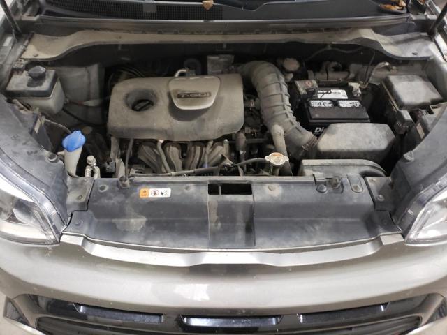 KNDJX3AA8K7684279 KIA Soul !