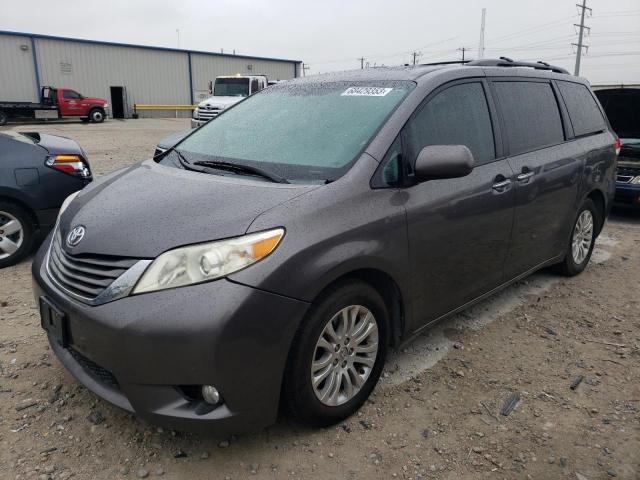 2013 Toyota Sienna XLE