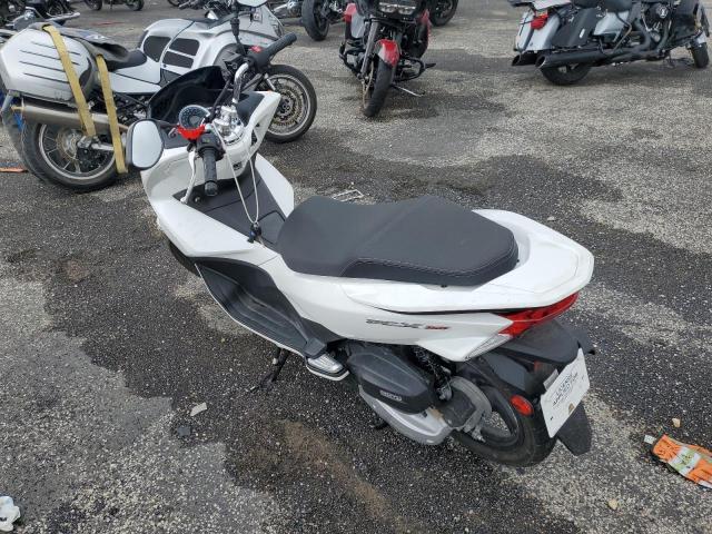 2015 HONDA PCX 150 - RLHKF1805FY001141