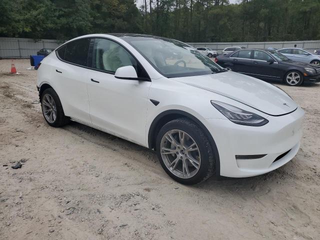 7SAYGDEE1PA108200 Tesla Model Y  4