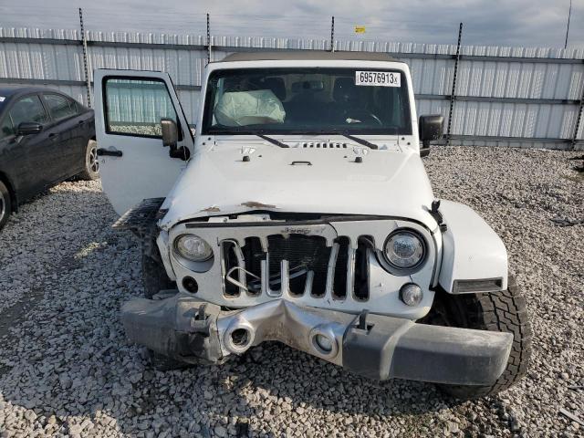 1C4HJWEG9JL928589 Jeep Wrangler Unlimited Sahara