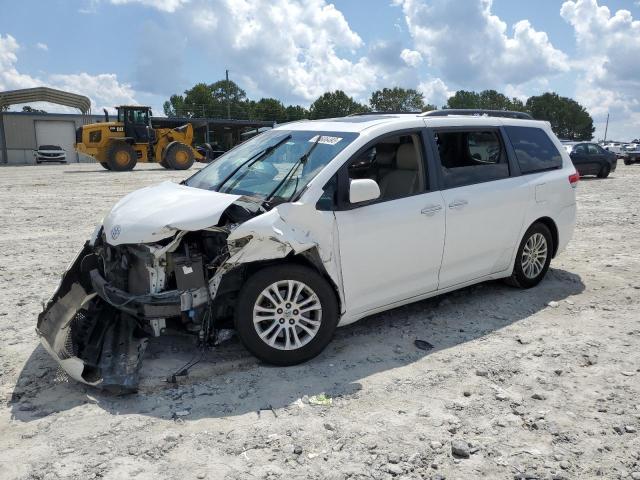 2012 Toyota Sienna XLE