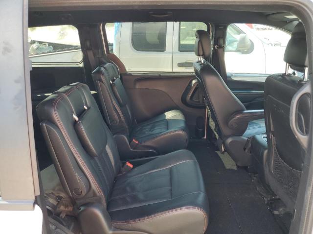 2C4RDGEG5JR325714 Dodge Grand Caravan Gt