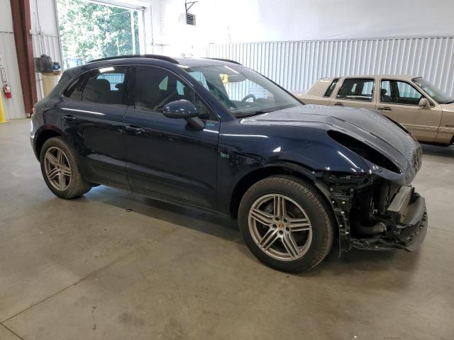 VIN WP1AA2A51LLB10211 2020 Porsche Macan no.4