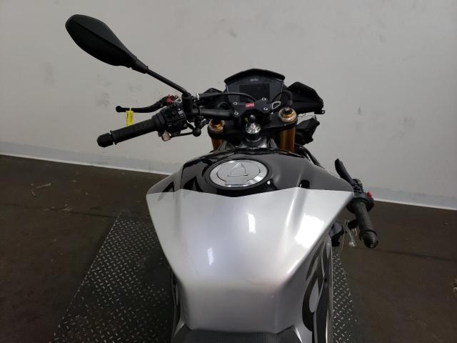 2019 APRILIA TUONO V4 1 ZD4KGUA18KS000004