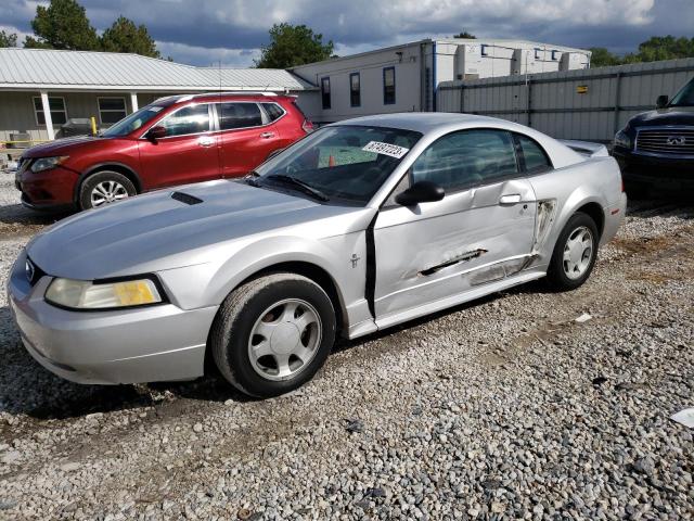 2000 Ford Mustang 