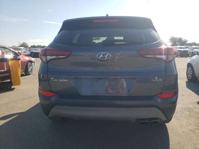 KM8J33AL8JU743985 Hyundai Tucson Sport