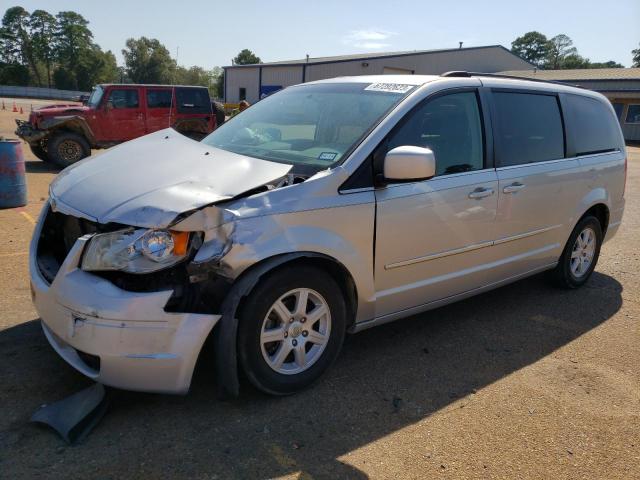 2010 Chrysler Town & Country Touring