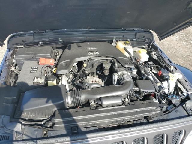 1C4HJXEG7JW125252 Jeep Wrangler Unlimited Sahara