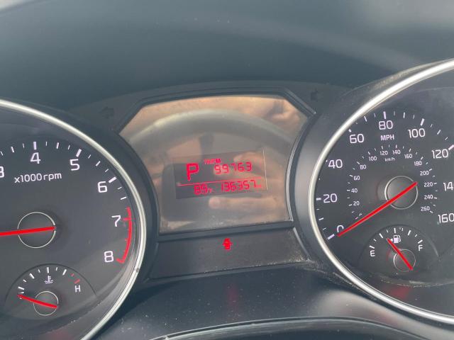 KNDMB5C13F6045663 KIA SEDONA LX