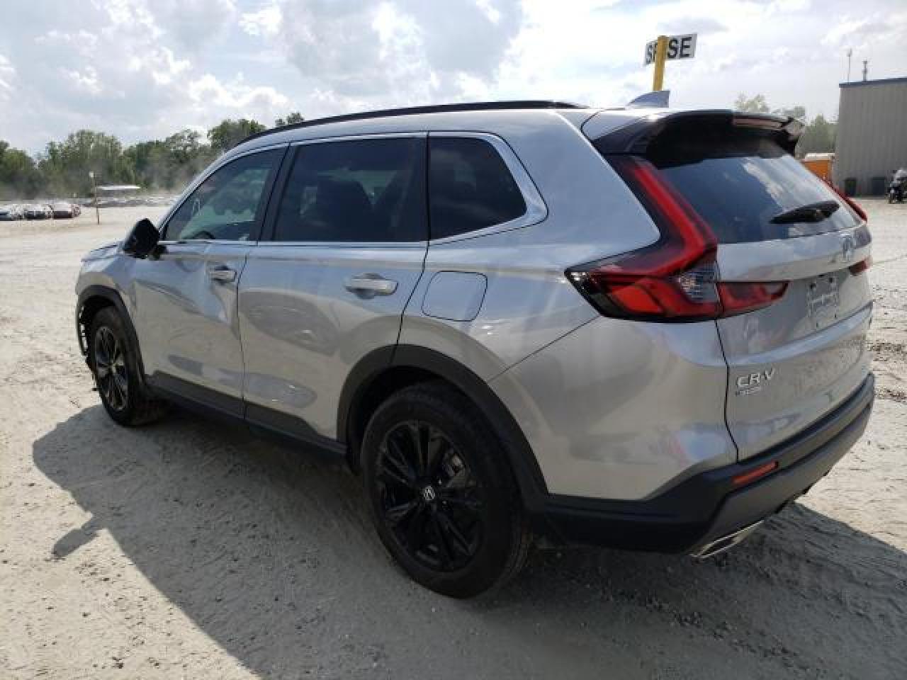 VIN: 7FARS6H92PE007555 2023 HONDA CRV
