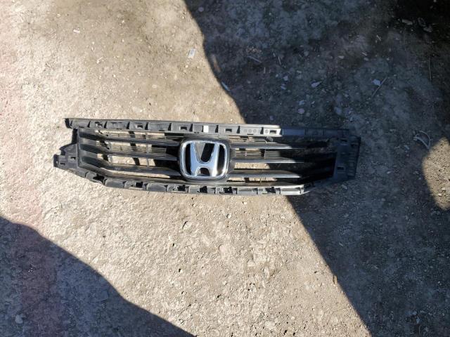  VOLKSWAGEN PASSAT 2015 Золотий