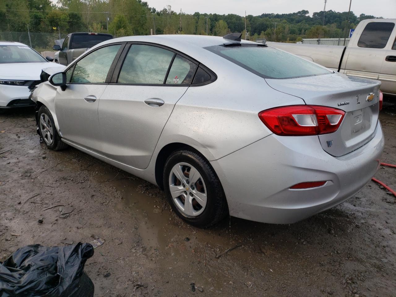 2017 Chevrolet Cruze Ls vin: 1G1BC5SM1H7215444