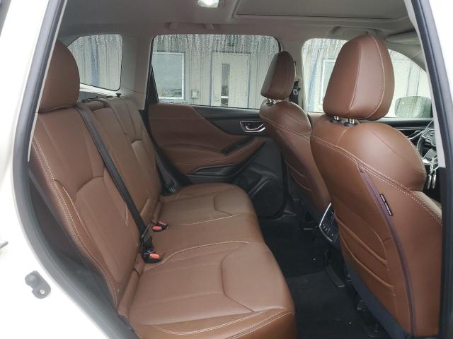 JF2SKAWC3KH562734 Subaru Forester Touring