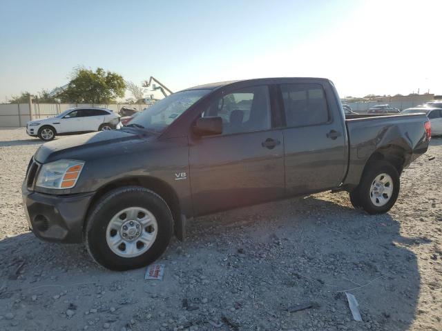 2004 Nissan Titan XE