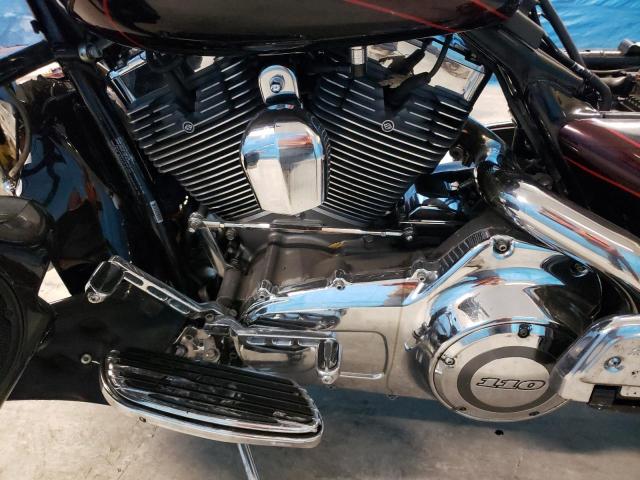 2011 HARLEY-DAVIDSON FLHXSE2 1HD1PZ818BB952140