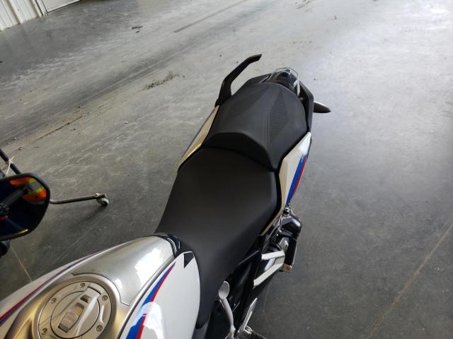 2022 BMW R 1250 R - WB10J7301N6G42149
