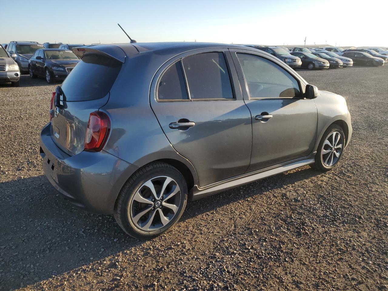 3N1CK3CPXHL265575 2017 Nissan Micra