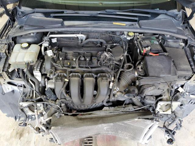 1FADP3K27FL315775 Ford FOCUS SE