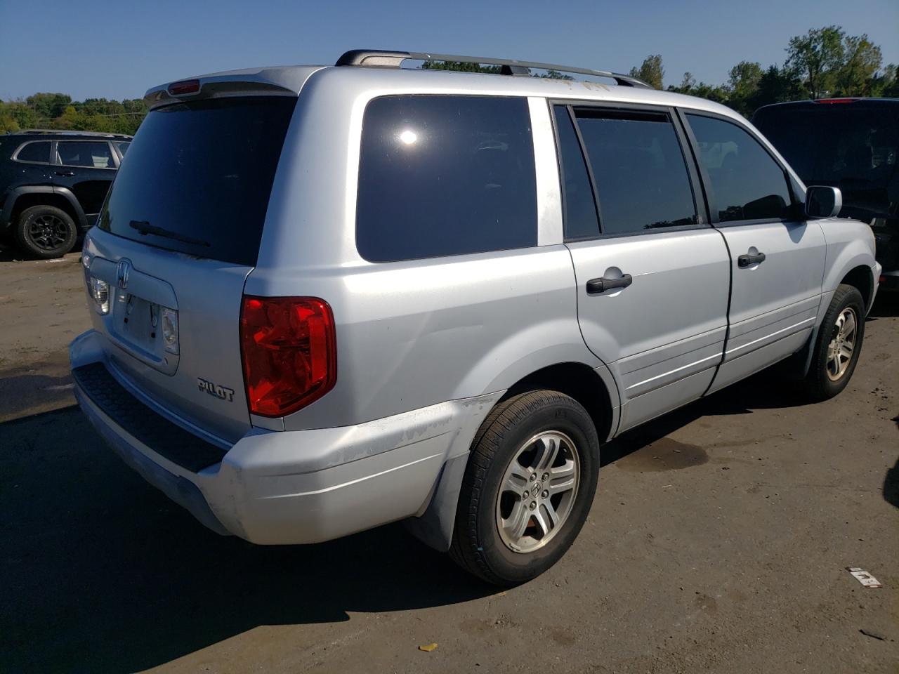 Lot #3052288610 2005 HONDA PILOT EX