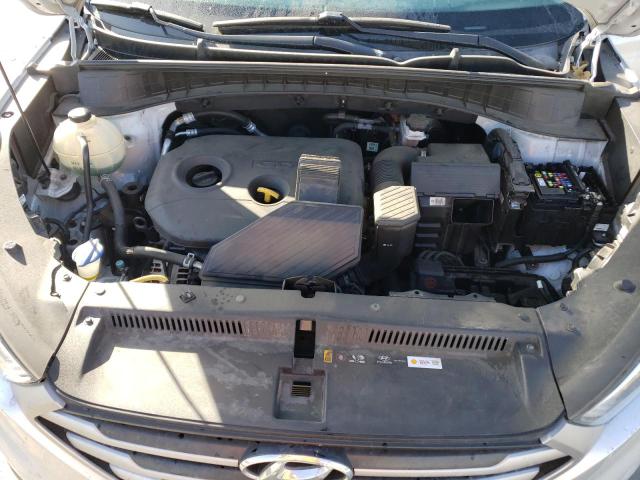 KM8J23A49JU651215 Hyundai TUCSON SE