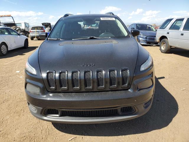 1C4PJLAS0HW577083 Jeep Cherokee Sport