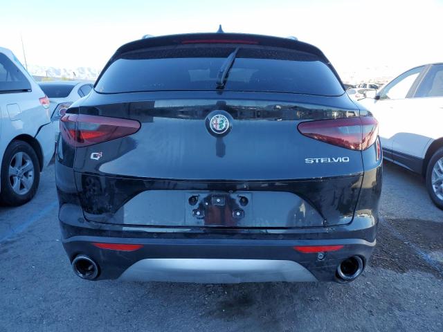 ZASFAKPN0J7B83971 | 2018 Alfa Romeo stelvio sport