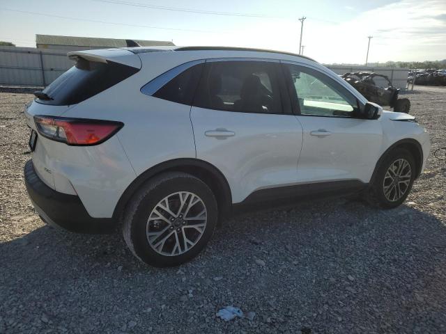 1FMCU9H69NUB14458 Ford ESCAPE SEL