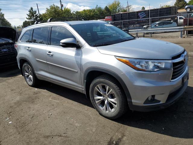 5TDJKRFH0FS123819 Toyota Highlander Xle