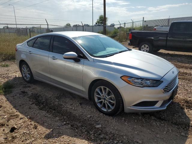 3FA6P0H76HR220915 2017 FORD FUSION, photo no. 4